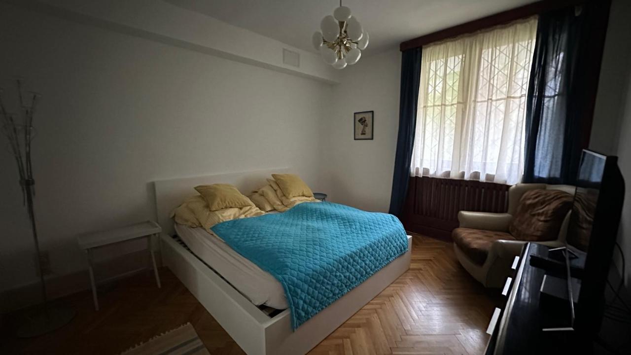 Cosy Apartman In Green Buda Βουδαπέστη Εξωτερικό φωτογραφία